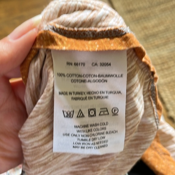 Anthropologie Tshirt - Picture 3 of 3